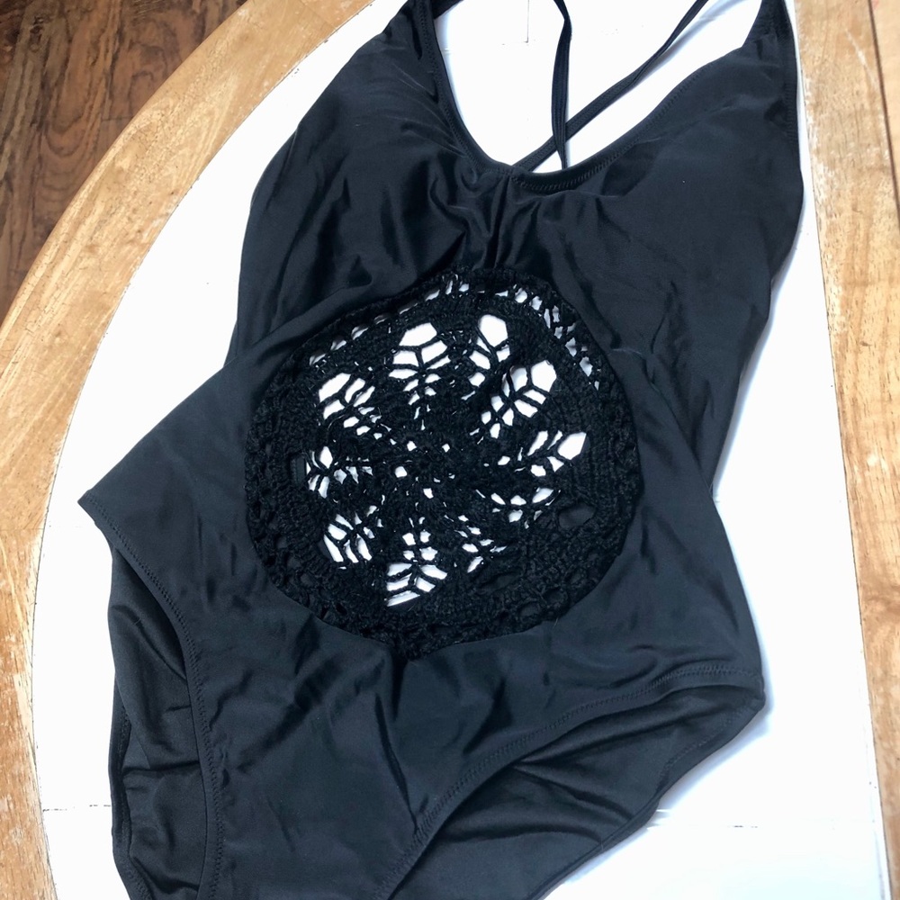Cheeky Croquet Cut-out backless Monokini